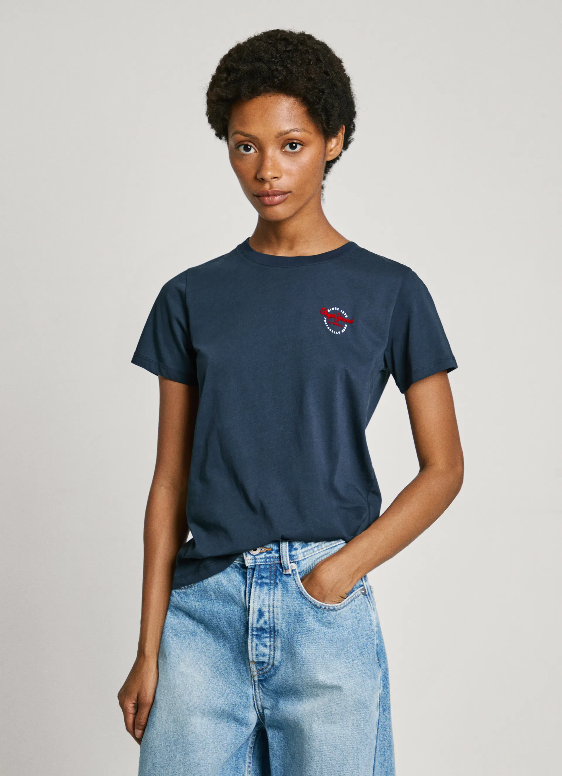 camiseta logo estampado