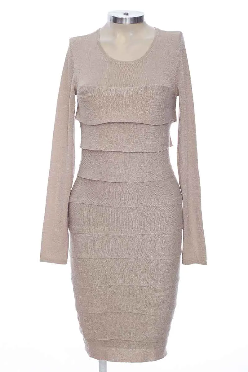 Vestido / Enterizo color Beige - BCBG