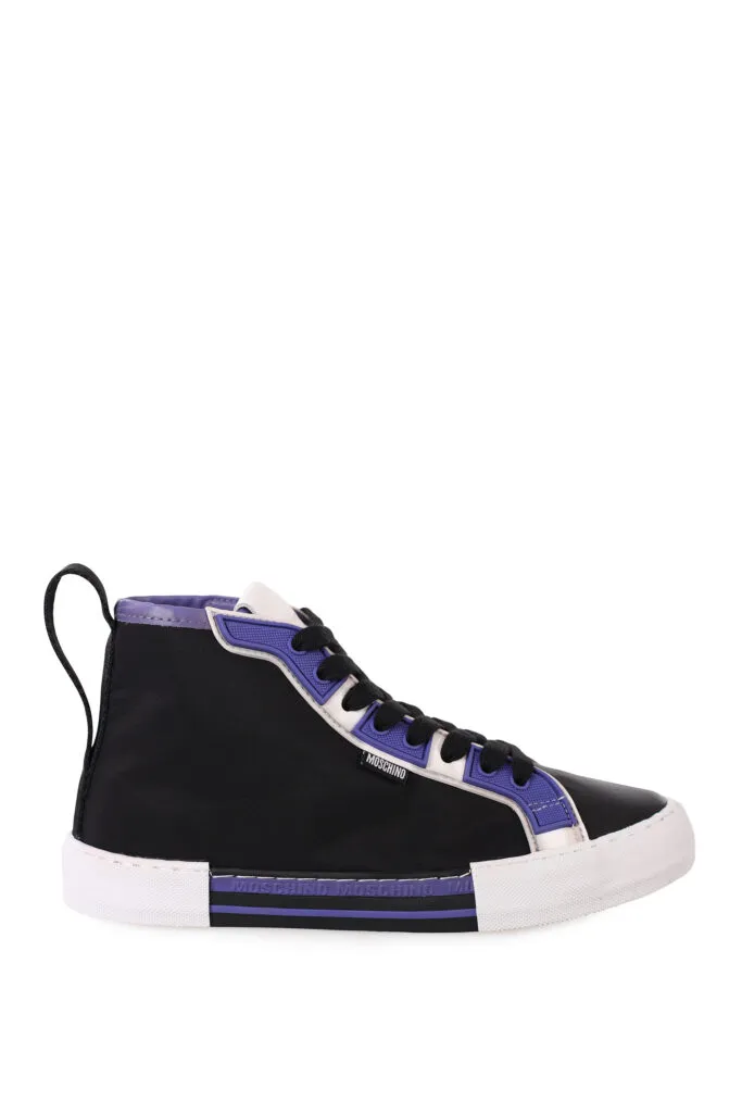 Zapatillas altas negras y lila 
