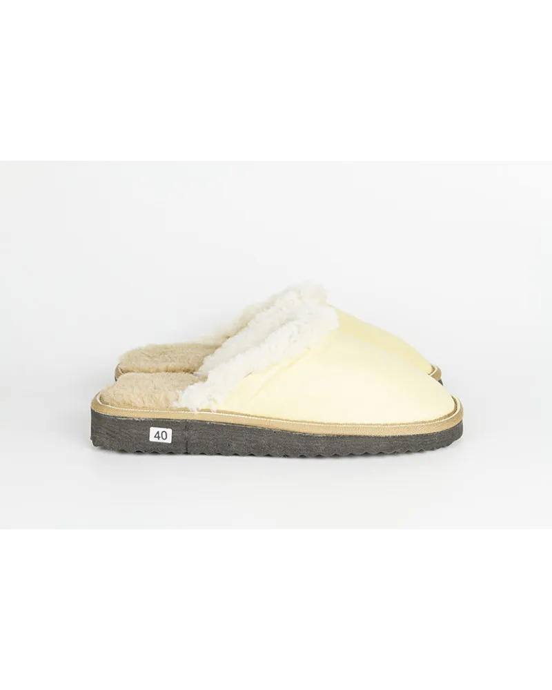 zapatillas destalonadas con pelo